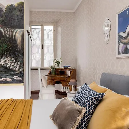 St.peter's Mirror - Romantic View Rome