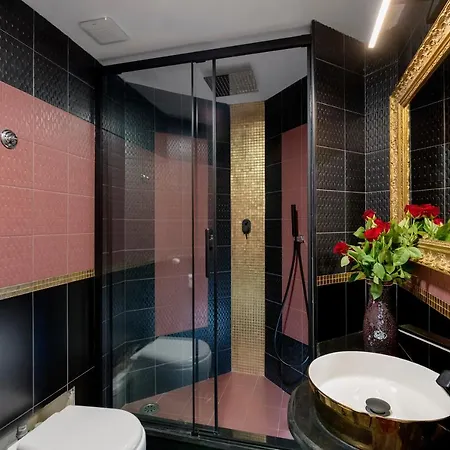 St.peter's Mirror - Romantic View Apartmán